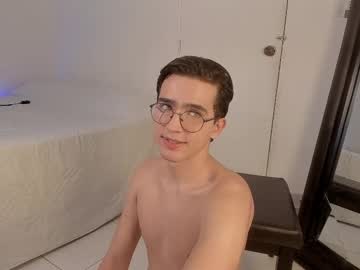 See Andrew_luxo online Now @ sex.co.madazza.com