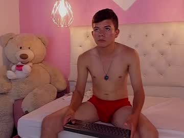 See Andyfame11 online Now @ sex.co.madazza.com