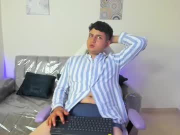 See Criss_hollis online Now @ sex.co.madazza.com