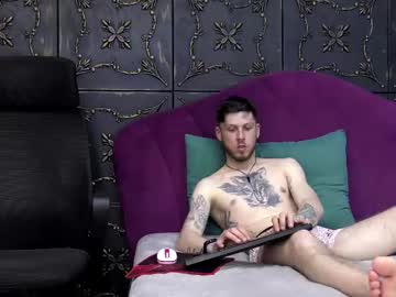 See Kevinblurr online Now @ sex.co.madazza.com