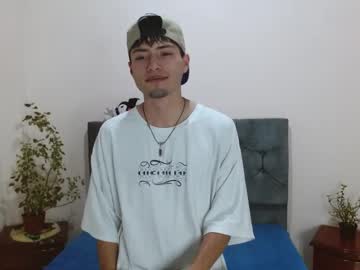 See Nolanjay online Now @ sex.co.madazza.com