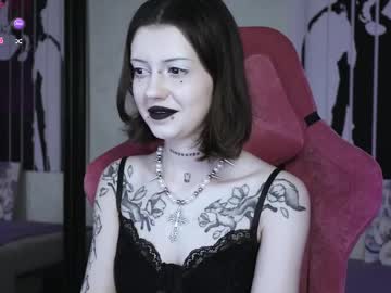 See Prettybones online Now @ sex.co.madazza.com