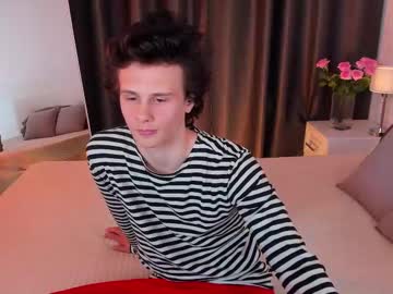 See Tom_williamse online Now @ sex.co.madazza.com